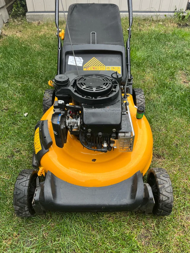 Cub Cadet Lawn Mower