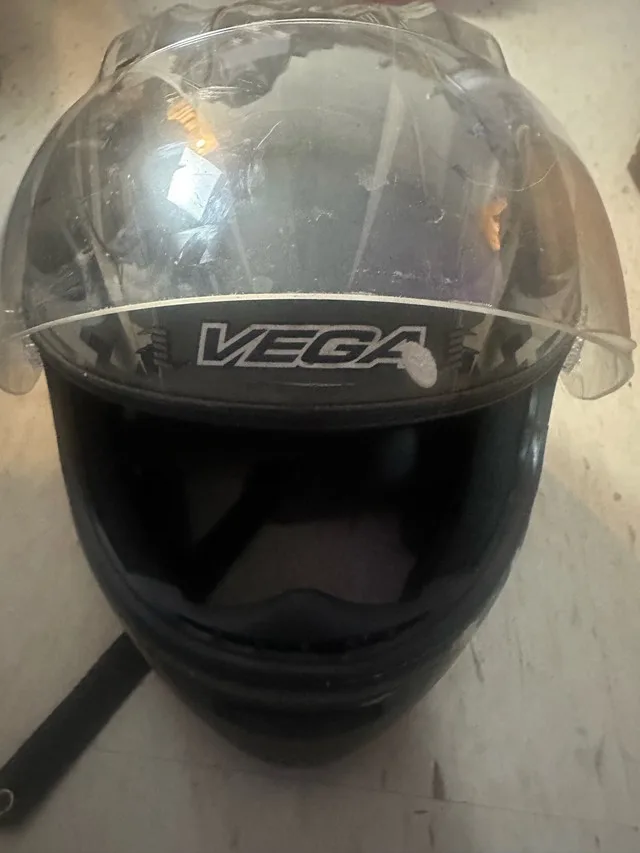 Vega Motorcycle Helmet - V-Series A (Medium) image indicator(4)