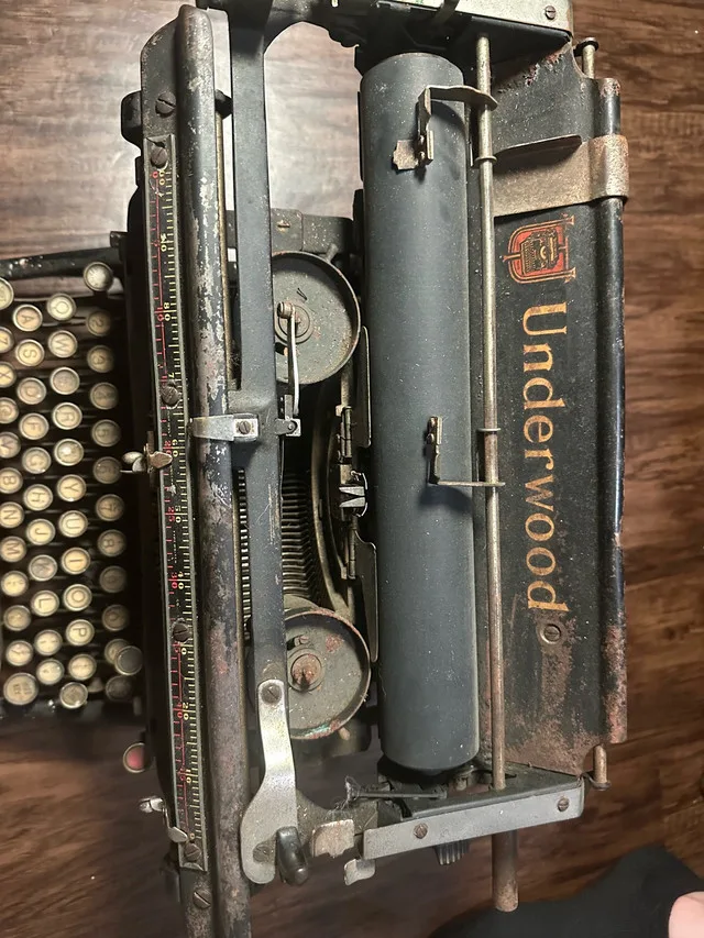 Underwood No. 5 Antique Typewriter – AS-IS – Rare Find image indicator(4)