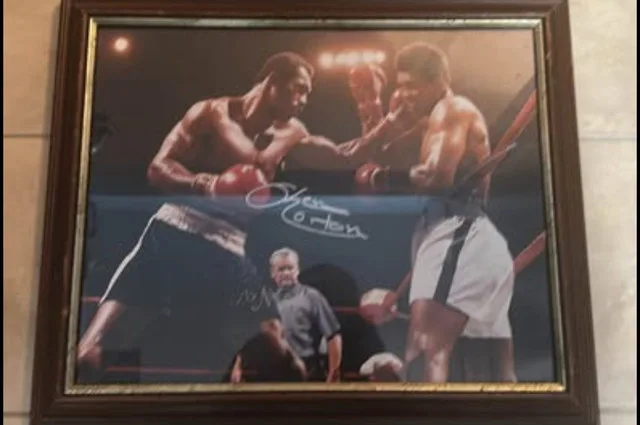 Autographed Boxing Photo (Ken Norton [signed] vs. Muhammad