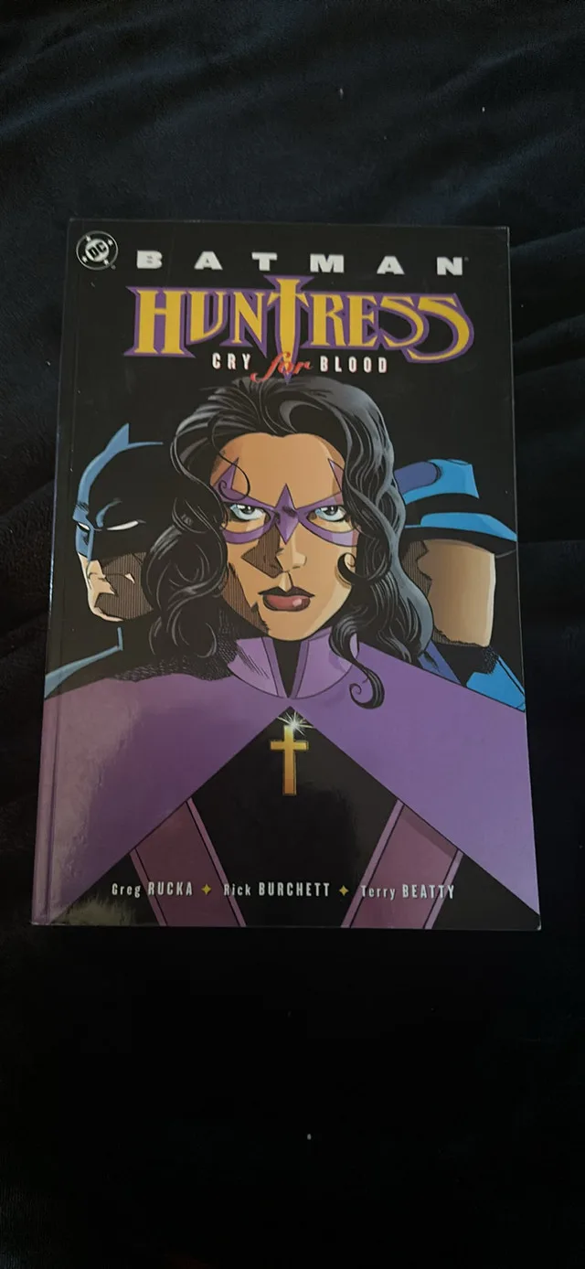 DC: Batman Huntress Cry for Blood (2002) Paperback