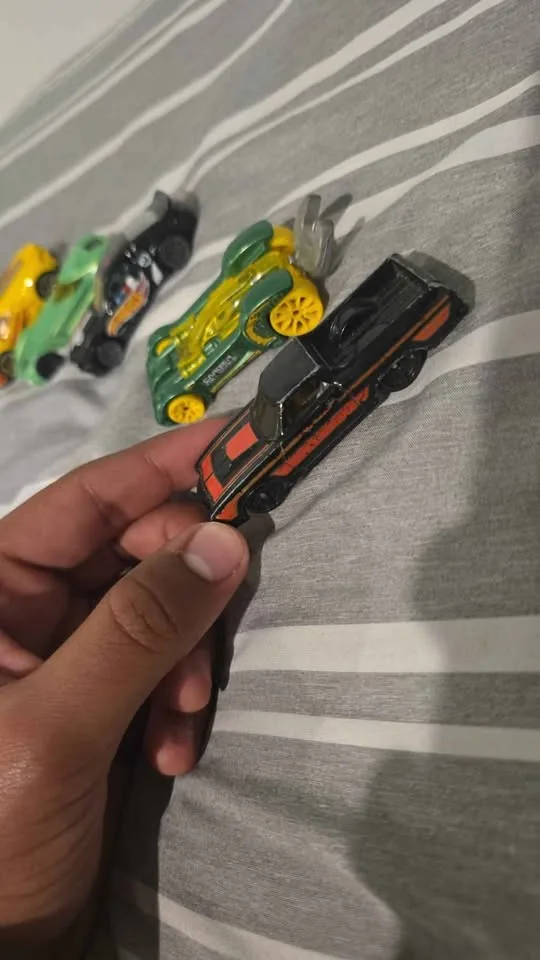 Toy cars image indicator(2)