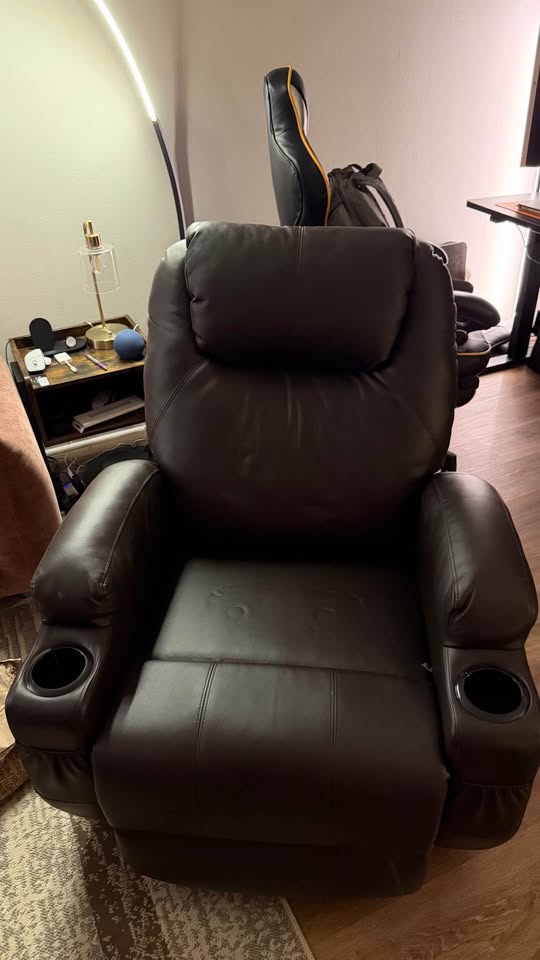 Faux Recliner Chair - photo 2