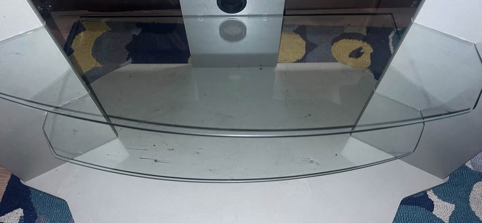 Tv stand - photo 3