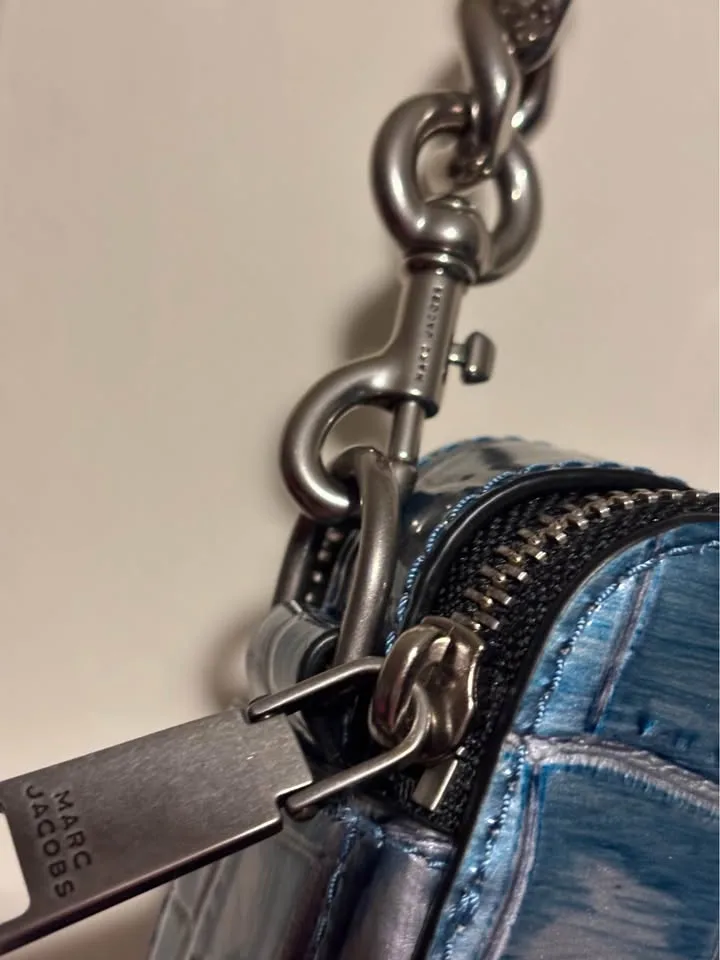 Marc Jacobs Blue Croc Snapshot Bag – Like New & Authentic! image indicator(5)