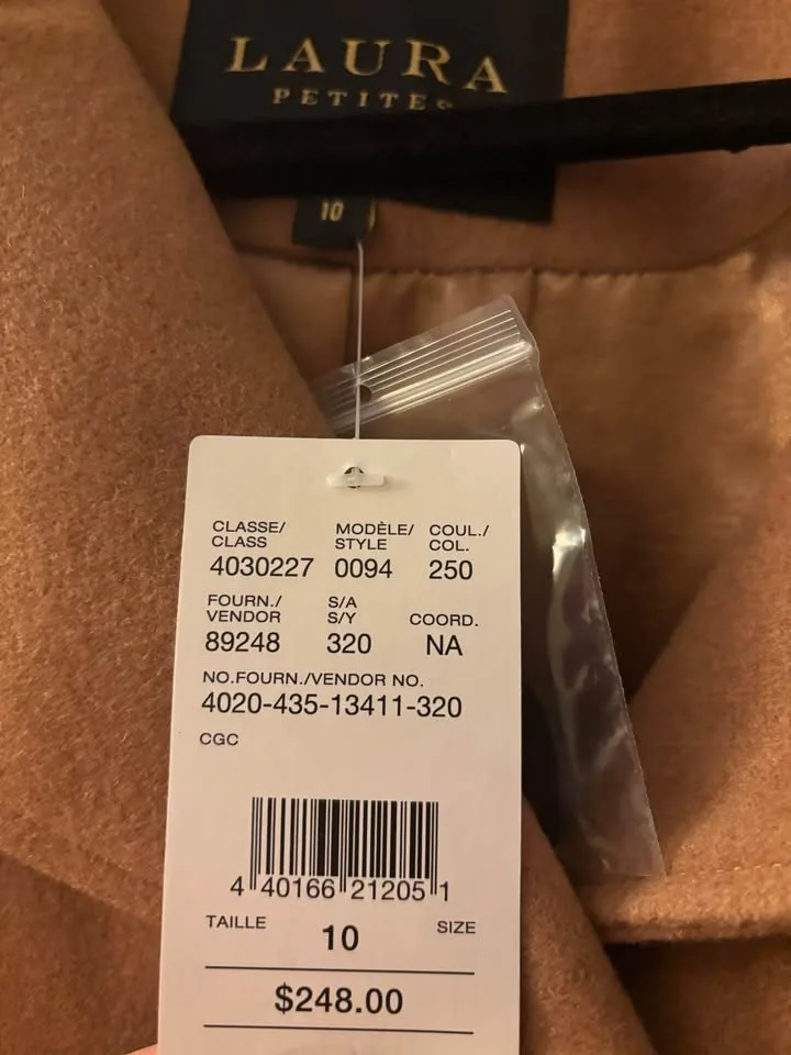 Laura's brown coat. Size 10 image indicator(3)