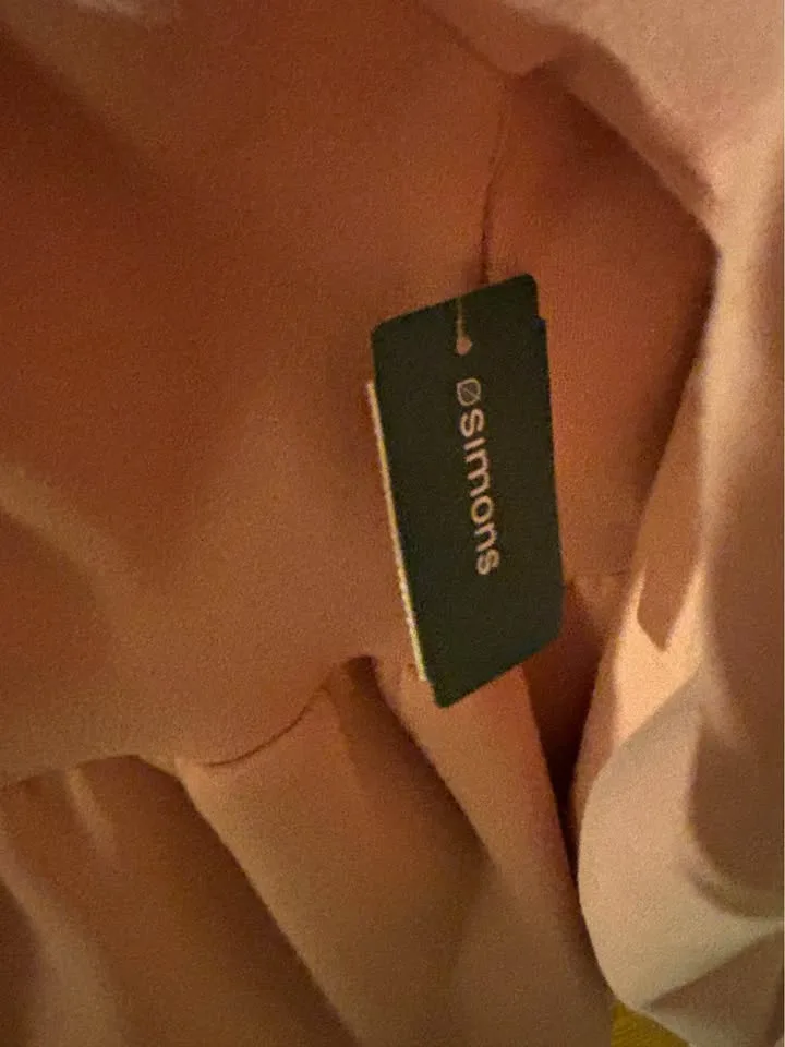 Cute pink Hoodie dress. Size M image indicator(4)