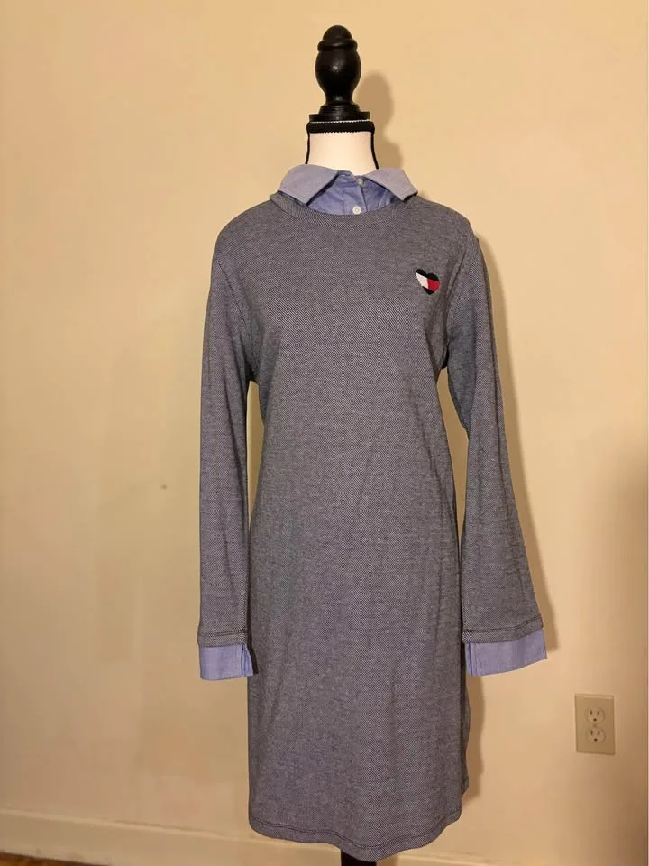 Tommy Hilfiger Shirtdress. Size M/L image indicator(2)