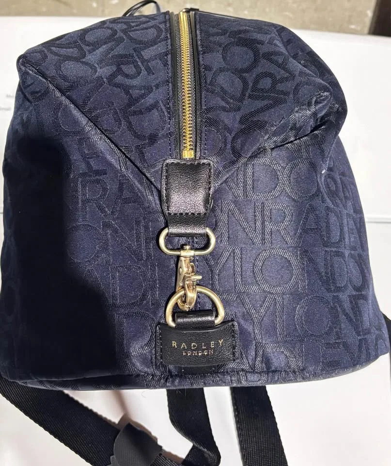 Radley backpack image indicator(2)