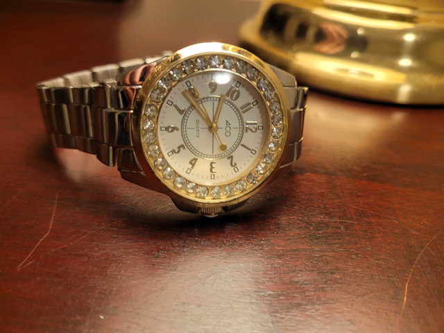 Aco Quartz Women's Watch - photo 4