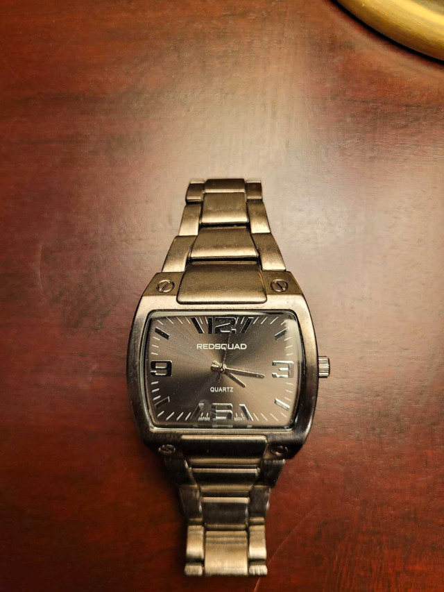 Rare Grey RedSquad Rectangular Quartz Men's Watch - photo 5