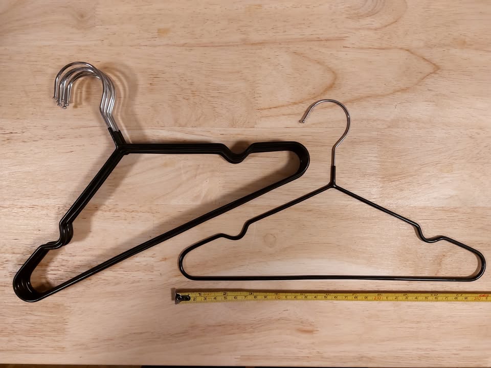 Set of Premium Rubberized Non-Slip Metal Clothes Hangers (24) - photo 2