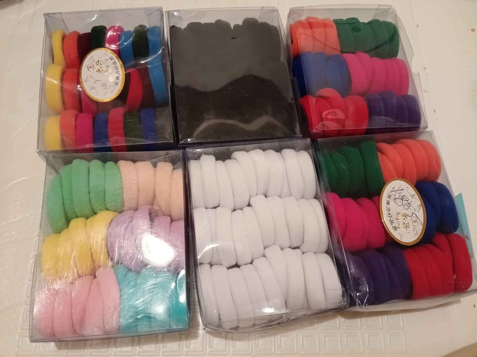 30 Pcs colorful hair ties for $8 only - photo 3