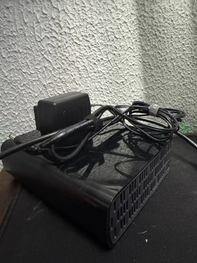 WD easystore 8TB External USB 3.0 Hard Drive image indicator(2)