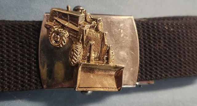 Military belt with bulldozer belt buckle image indicator(2)
