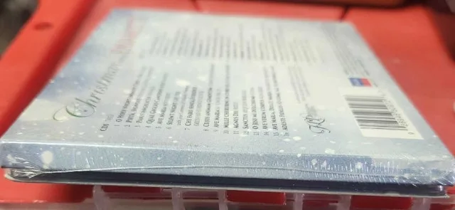 Decca Christmas with Pavarotti CD image indicator(2)