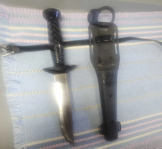 Aqua Lung Dive Knife image indicator(4)