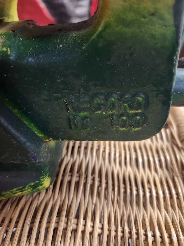 Record No. 100 Bench Vise image indicator(3)