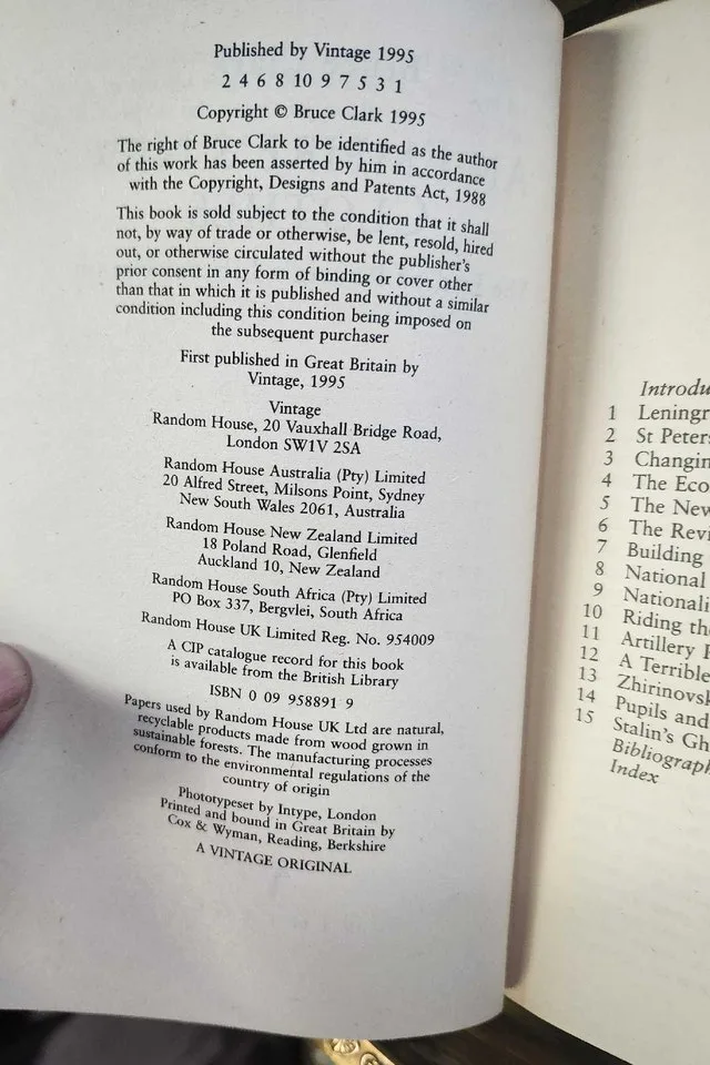 An Empire's New Clothes image indicator(3)