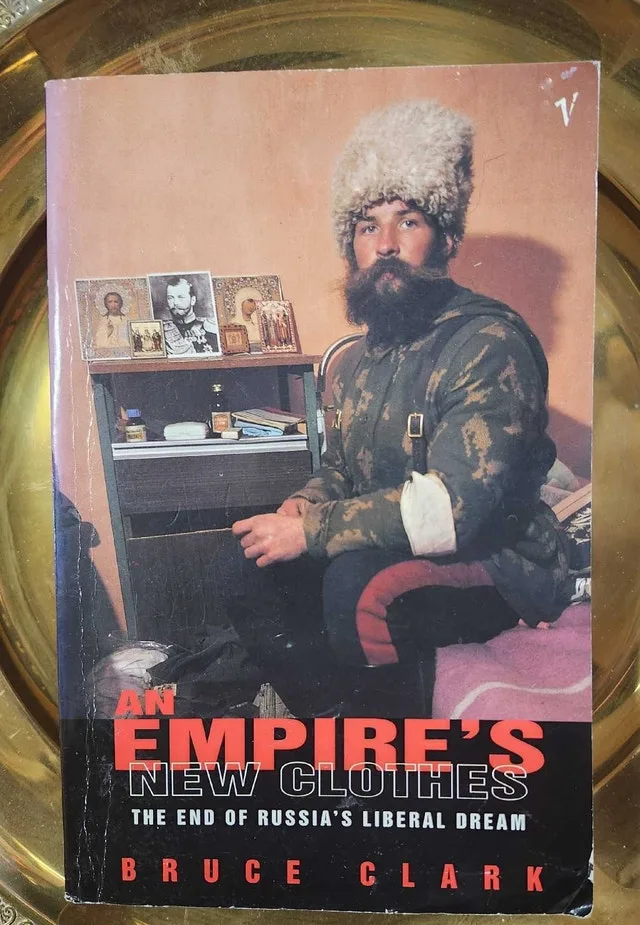 An Empire's New Clothes image indicator(5)