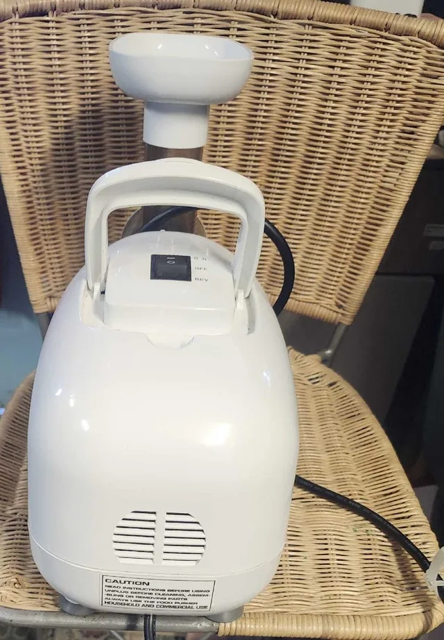 Omega Juicer image indicator(5)