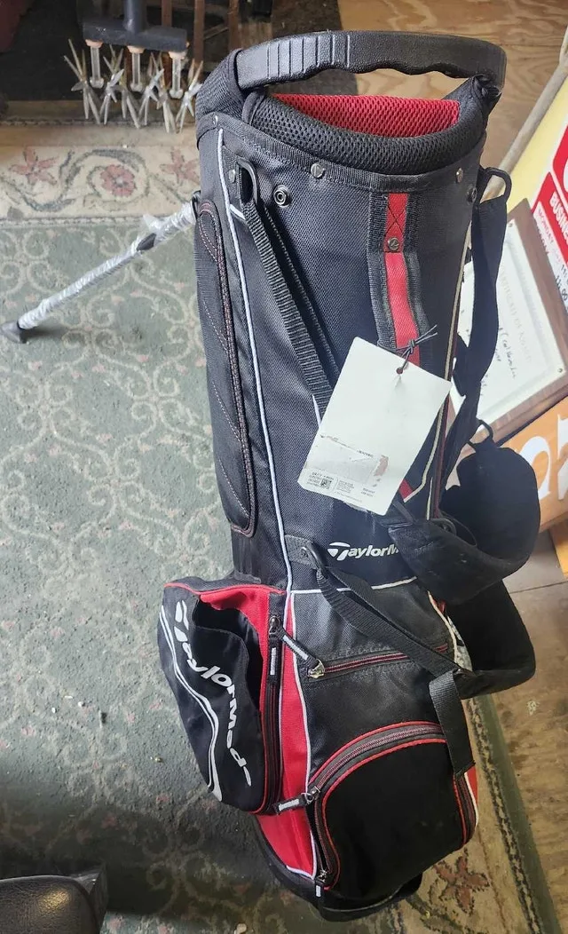 TaylorMade Golf Bag