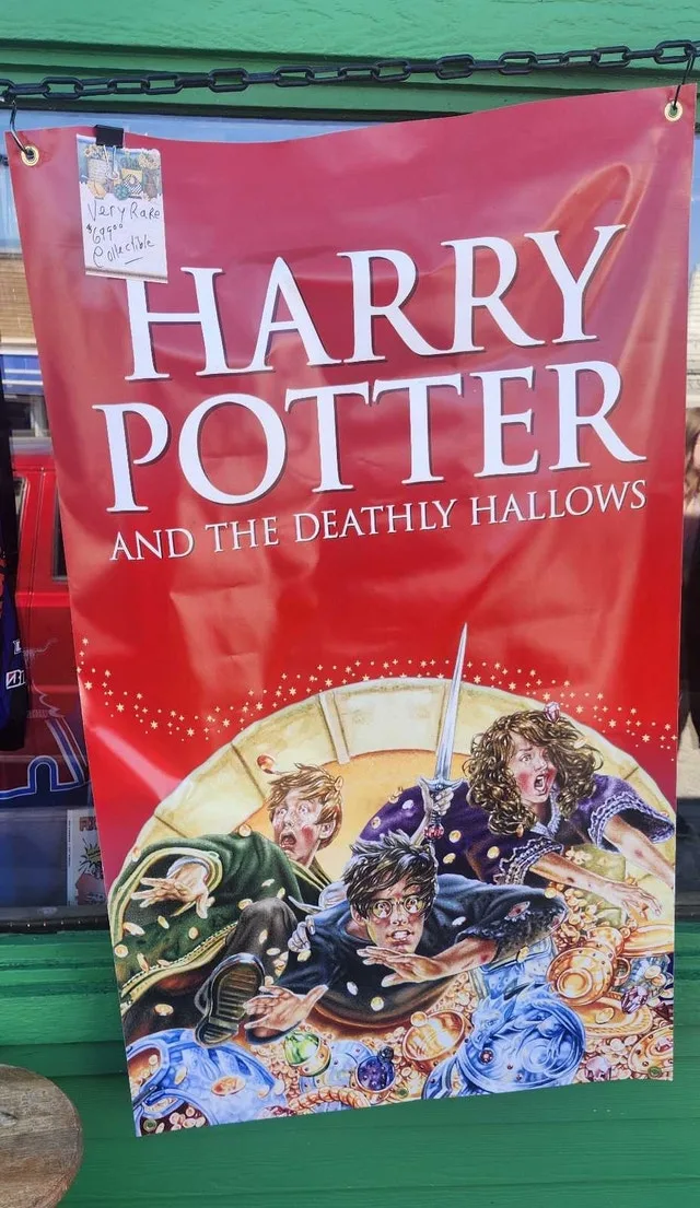 Harry Potter Deathly Hallows Banner