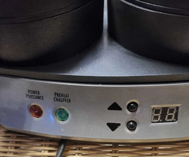 Hamilton Beach Breakfast Maker image indicator(4)