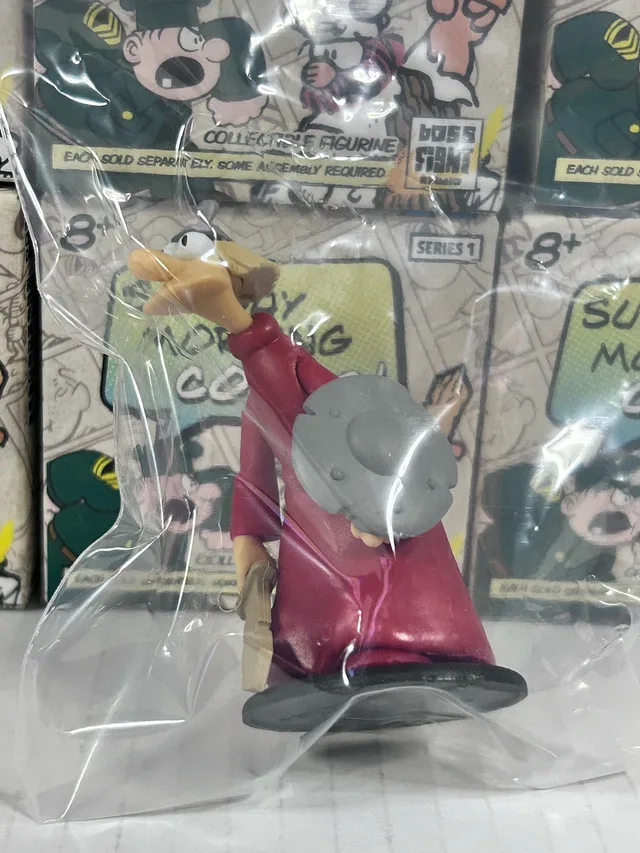 Sunday Morning Comics Figure image indicator(3)