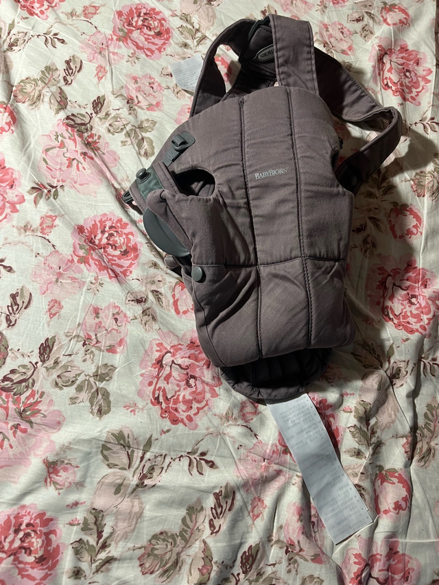 Baby Bjorn Mini Baby Carrier🥕