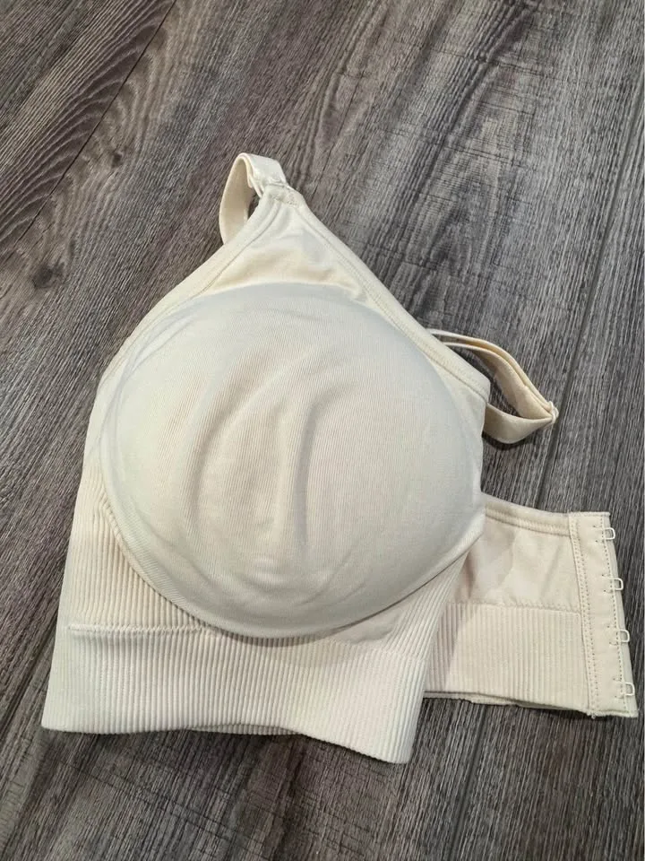 Brand new medela nursing bra size XL image indicator(3)