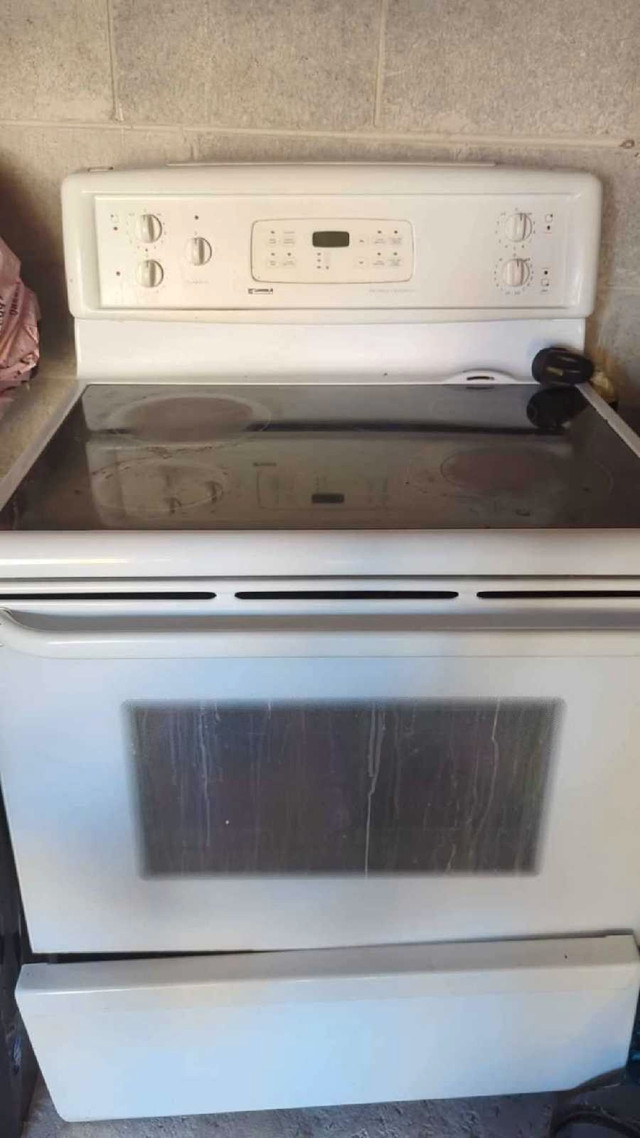 Washing machine and electric stove - photo 2