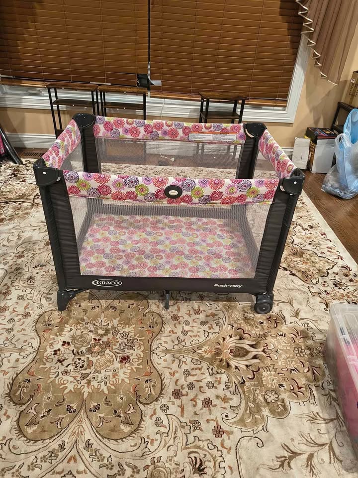 🥕Graco Pack 'n Play Playard, Foldable Baby Playpen, Pink🥕 - photo 2