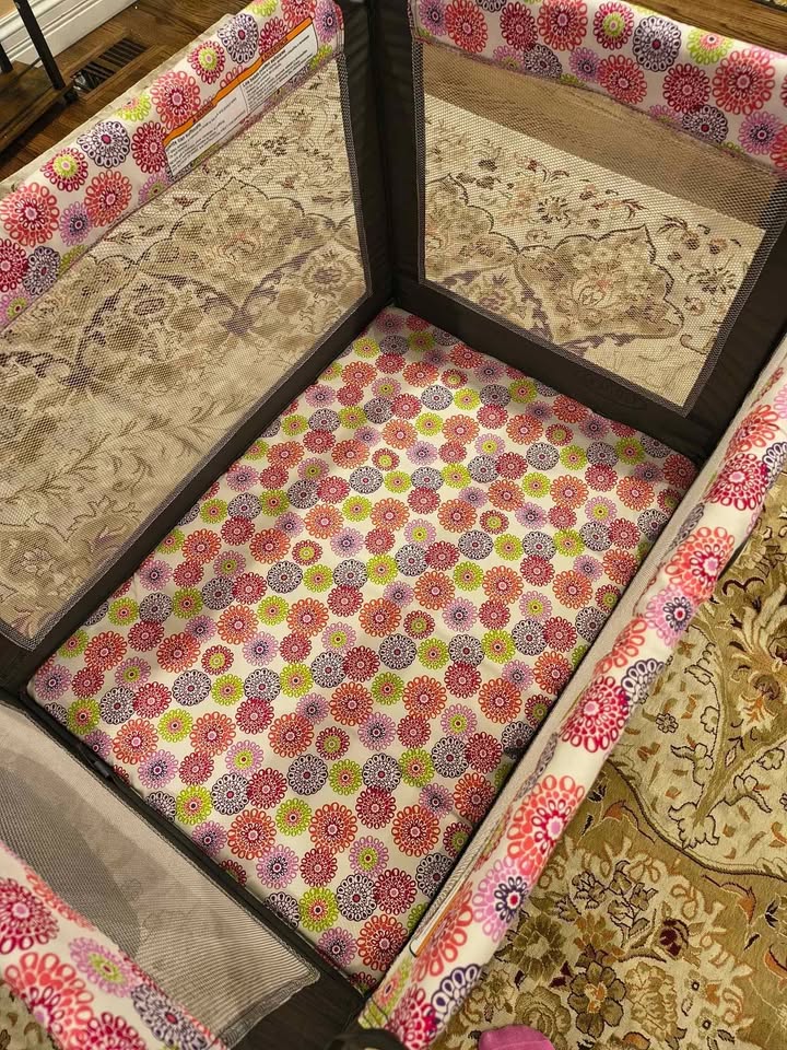 🥕Graco Pack 'n Play Playard, Foldable Baby Playpen, Pink🥕 - photo 4