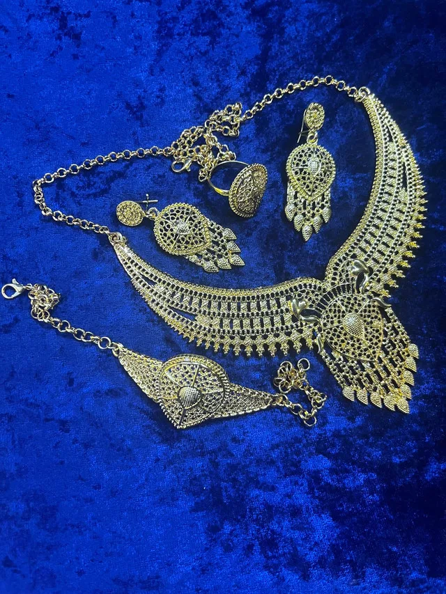 Mediterranean 21k Gold Plated Jewellery Set thumbnail