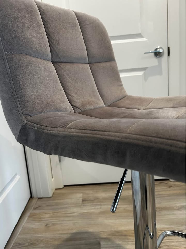 Adjustable Height Bar Stool - photo 2