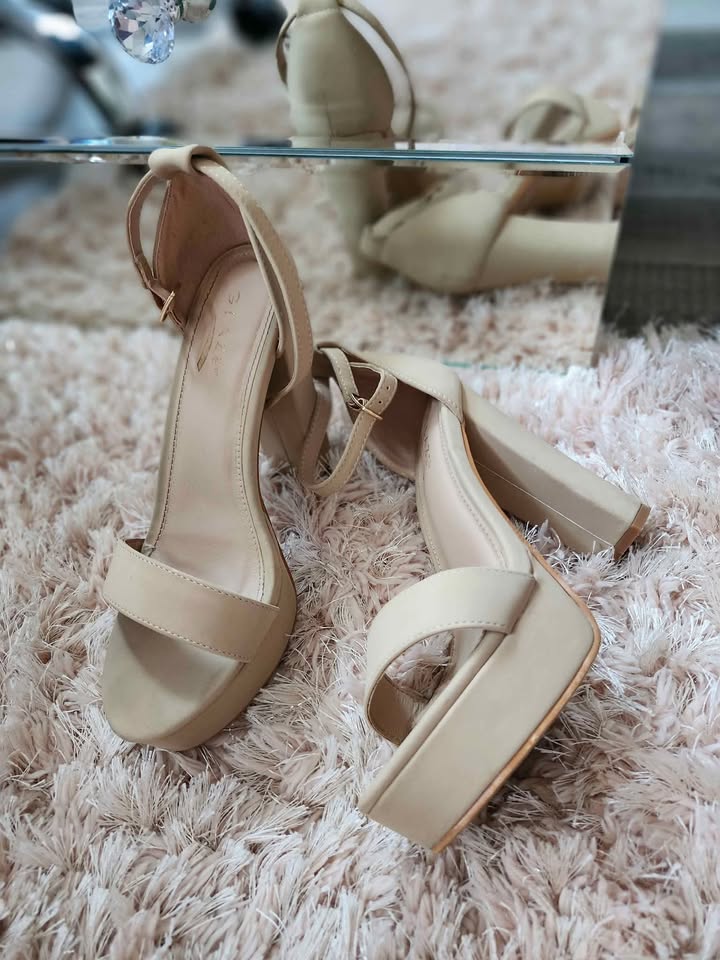 Tacones #7 - photo 2