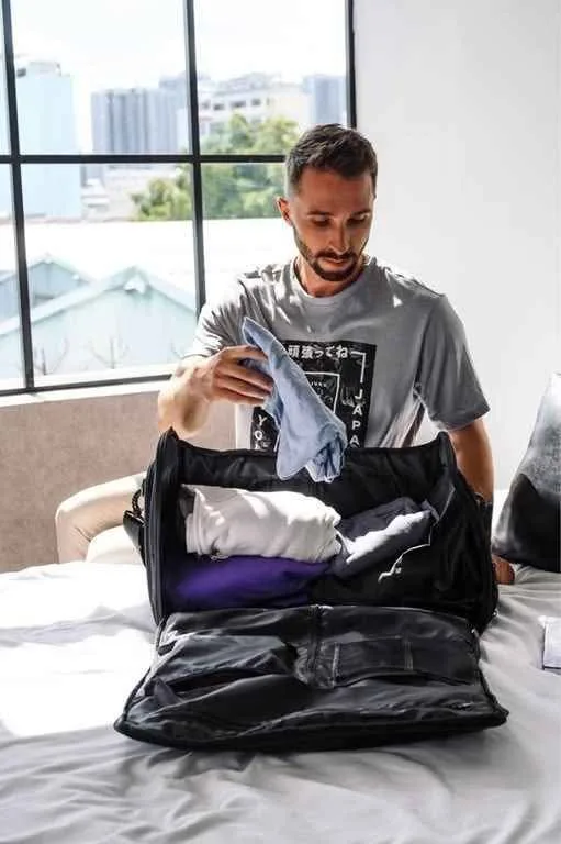 Vintage Pyrex Turquoise Blue Amish Butterprint Mixing Bowl Set image indicator(5)