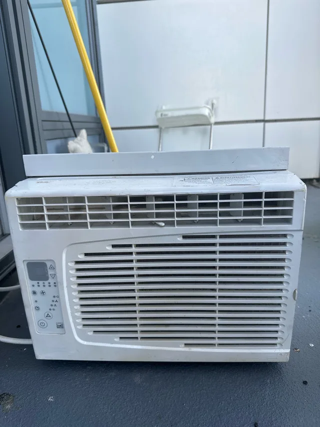 Haier Air Conditioner thumbnail