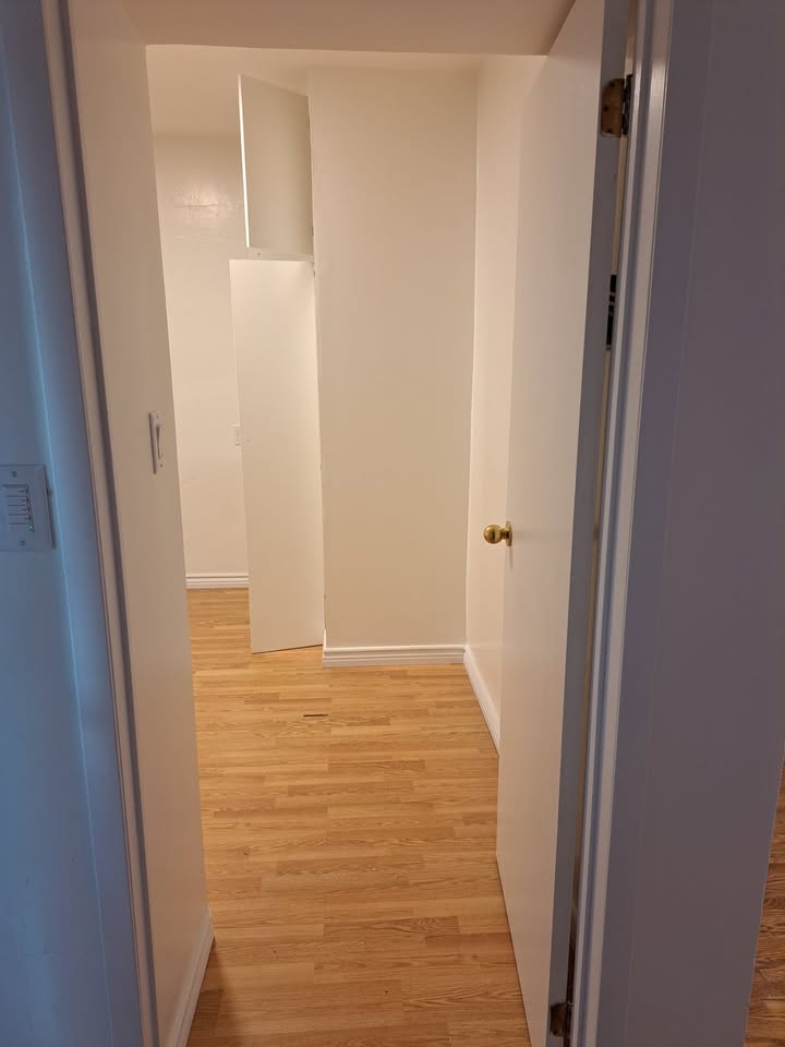 2 Bed 1 Bath Apartment - photo 3