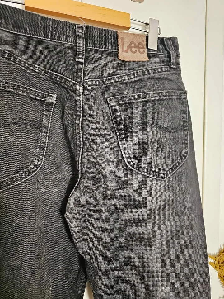 Vintage 90s Lee 31x30 Relaxed Fit Washed Black Denim Mens Jeans image indicator(4)