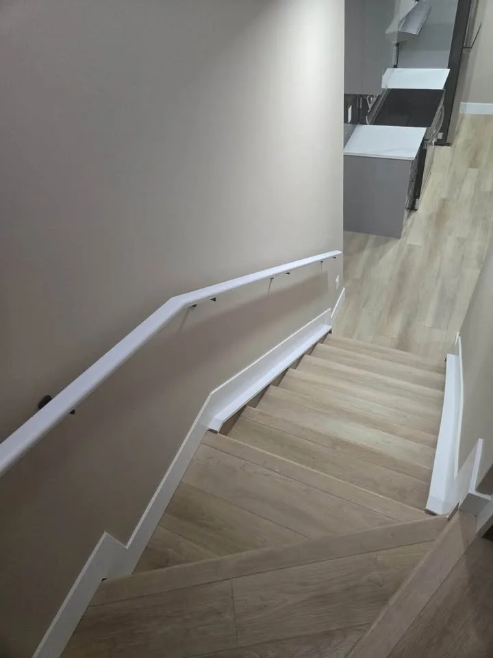 2 Beds 1 Bath - House image indicator(3)