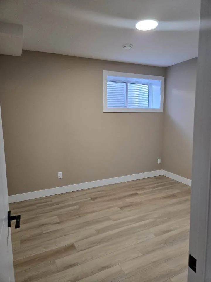 2 Beds 1 Bath - House image indicator(6)