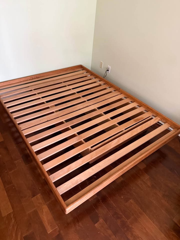 Solid Wood Bed Frame for Sale – Queen Size - photo 2