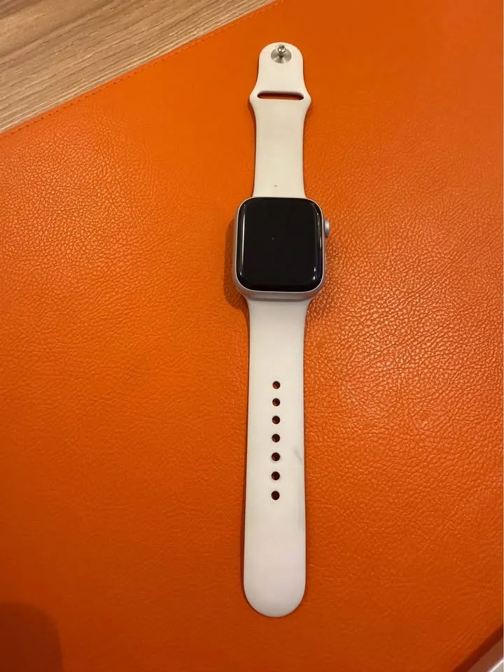 Apple Watch Series 8 - aluminum (45mm) - GPS + Cellular image indicator(4)