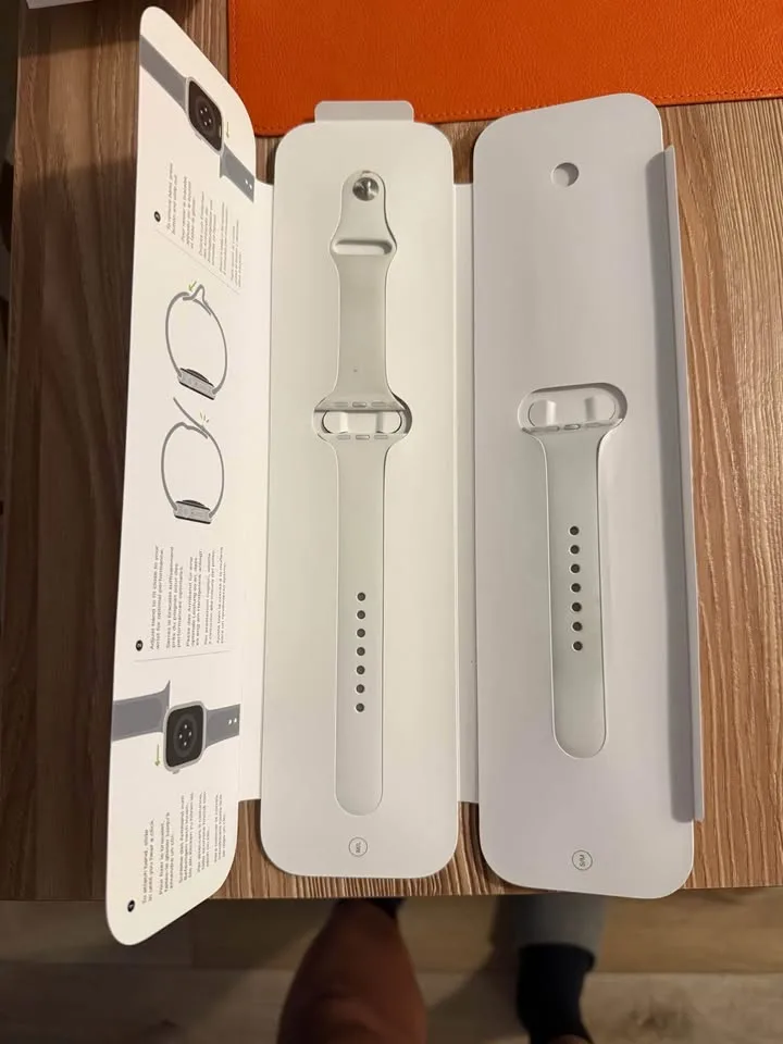 Apple Watch Series 8 - aluminum (45mm) - GPS + Cellular image indicator(5)