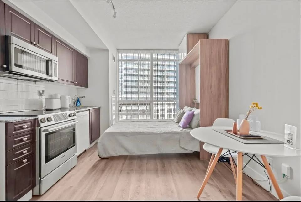 1 Bed 1 Bath - Apartment image indicator(9)