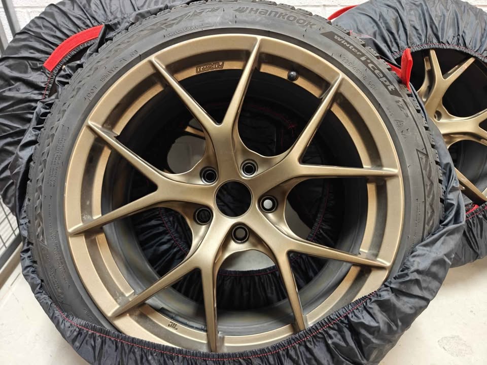 Hankook Winter Tires & Rims - Hyundai Elantra 225/45/R18 - photo 2