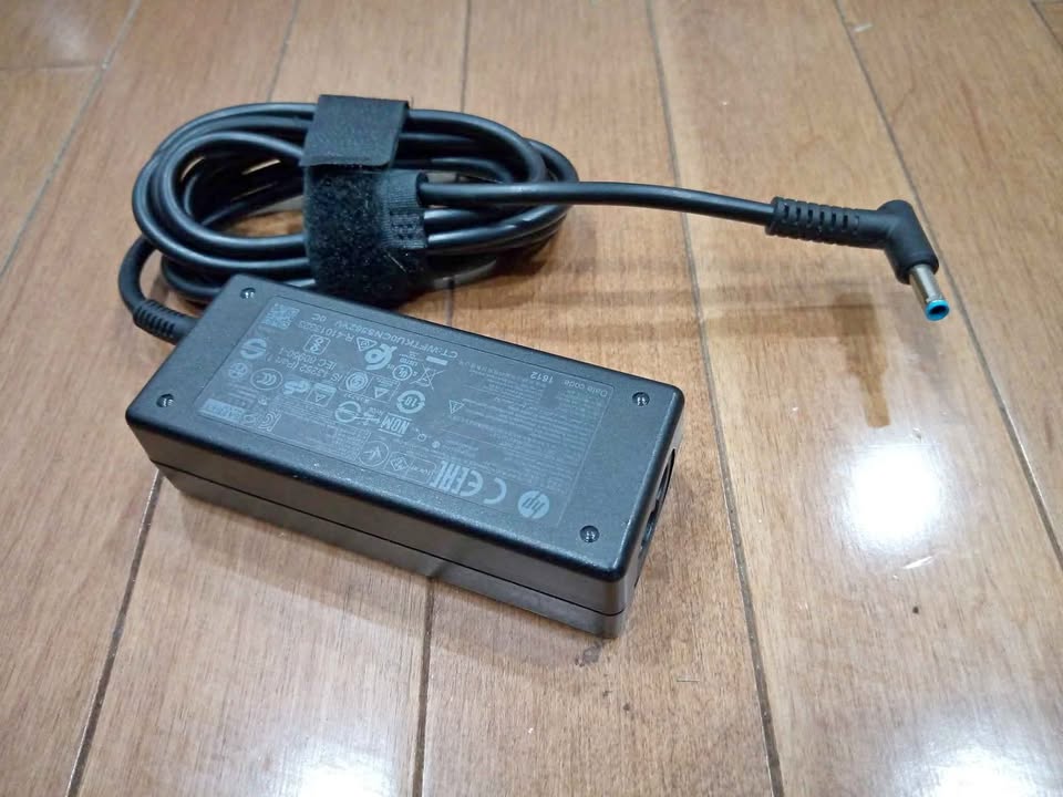 Laptop Charger HP Blue Pin adapter