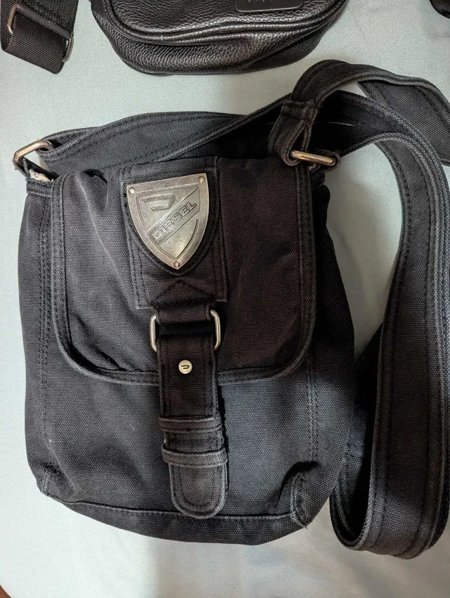Crossbody/Shoulder bags image indicator(5)